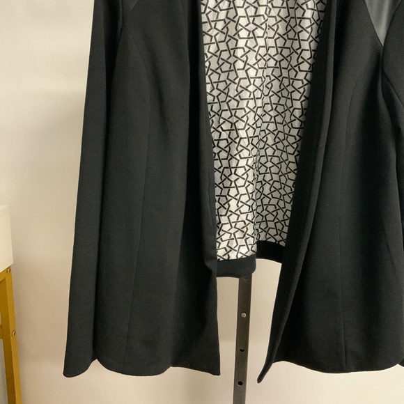 Pure Energy Black Mixed Media Jacket- Size Large - Picture 3 of 11